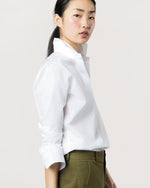 Load image into Gallery viewer, Tomboy Popover Shirt in White Poplin
