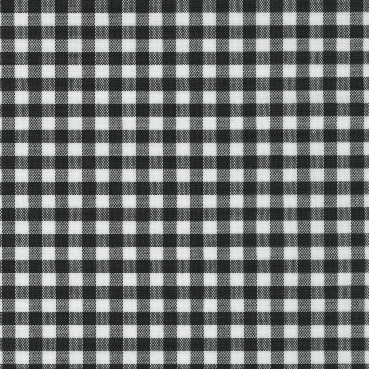 Made-to-Measure Shirt in Black Medium Gingham Poplin