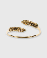 Load image into Gallery viewer, Wheat Toi &amp; Moi Bangle Gold
