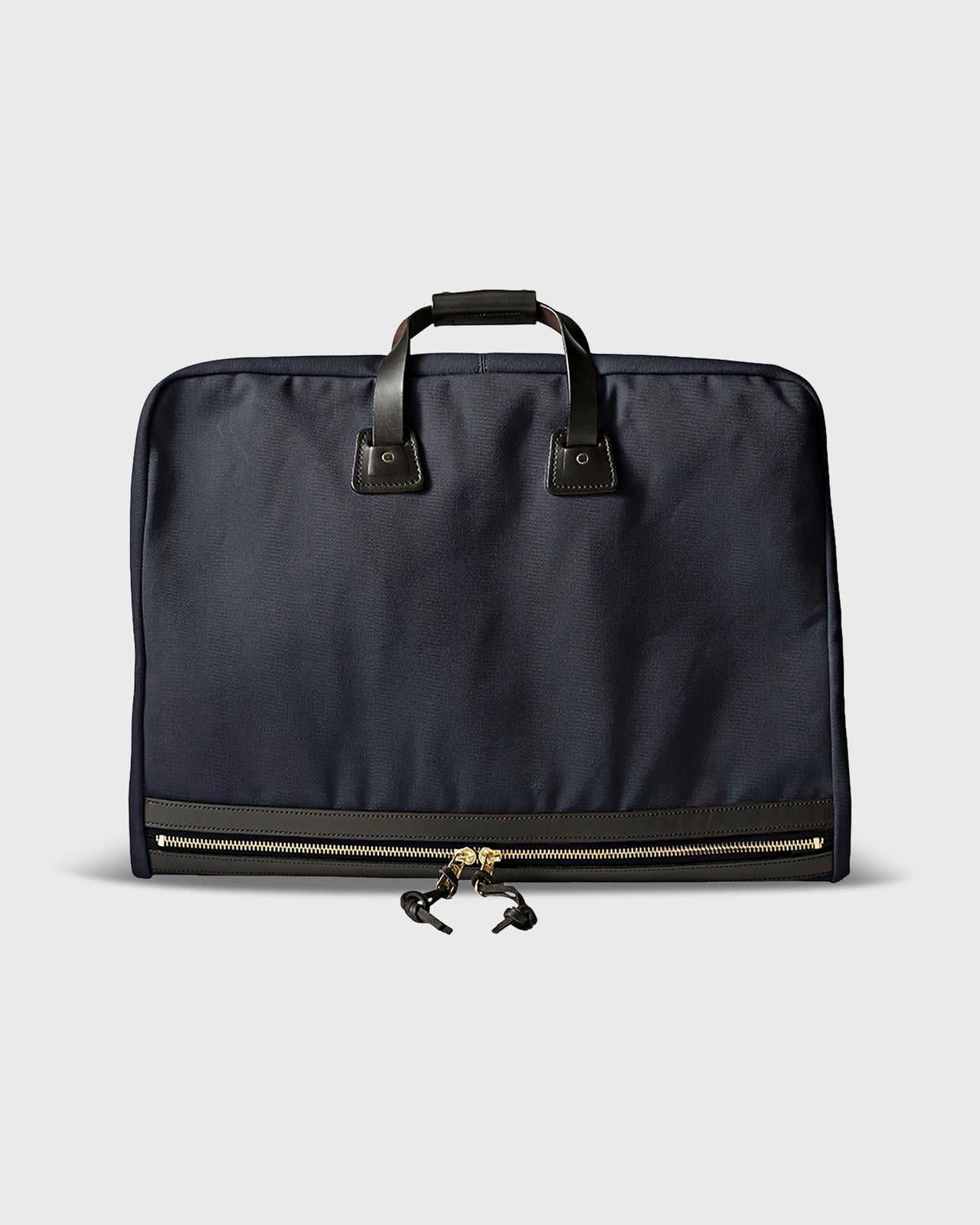 Suit Cover in Navy