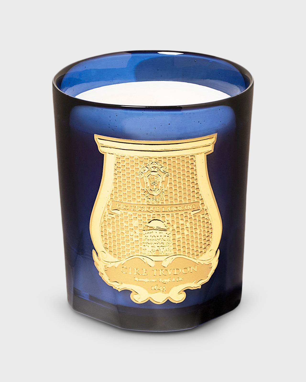 Les Belles Matieres Scented Candle in Esterel