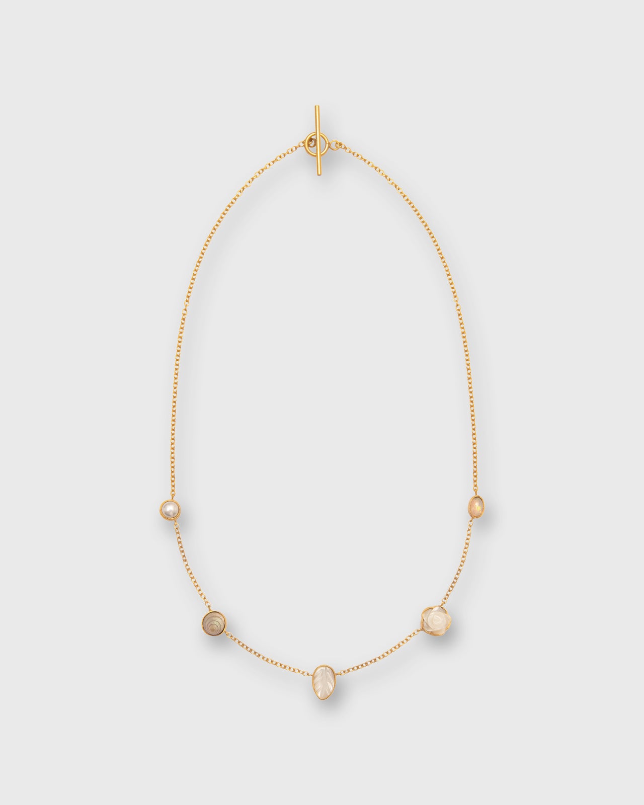 Five Mini Charm Necklace in Pearl/Gold