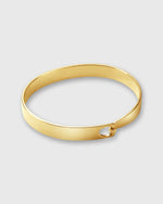 Load image into Gallery viewer, Flat Simple Hook Bracelet in Gold-Plated Brass
