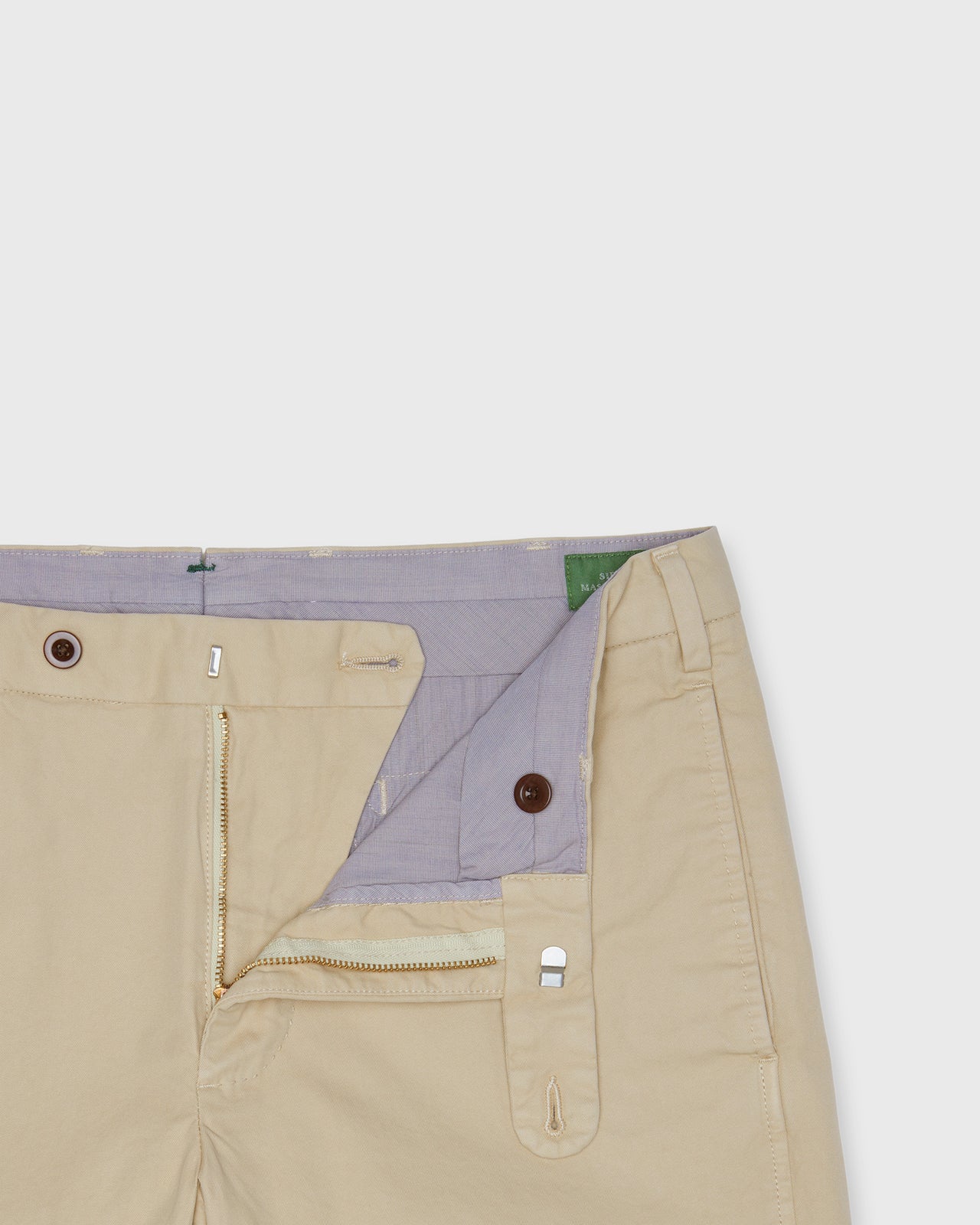 Garment-Dyed Short in Khaki AP Twill