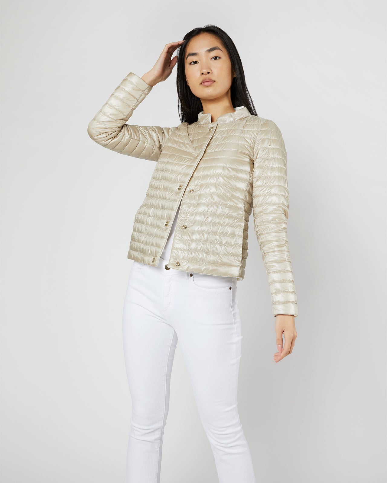 Reversible Short Jacket in White/Champagne