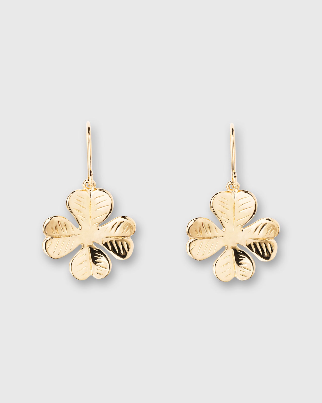 Clover Earrings in Gold